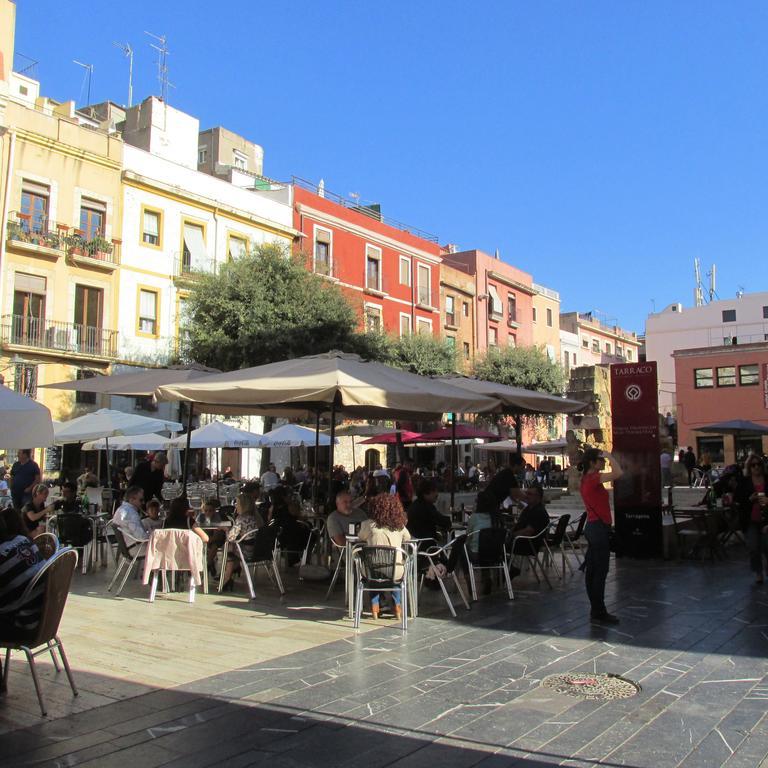Acogedor Apartamento En El Corazon Medieval De Tarragona Apartment Bagian luar foto