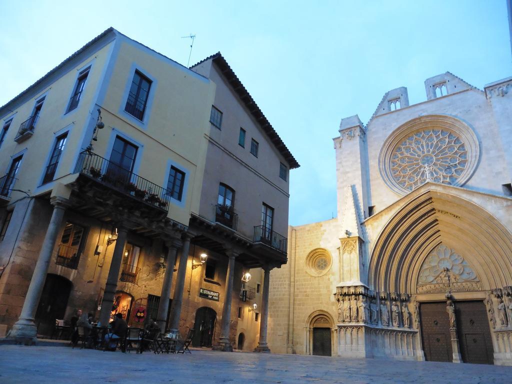 Acogedor Apartamento En El Corazon Medieval De Tarragona Apartment Bagian luar foto
